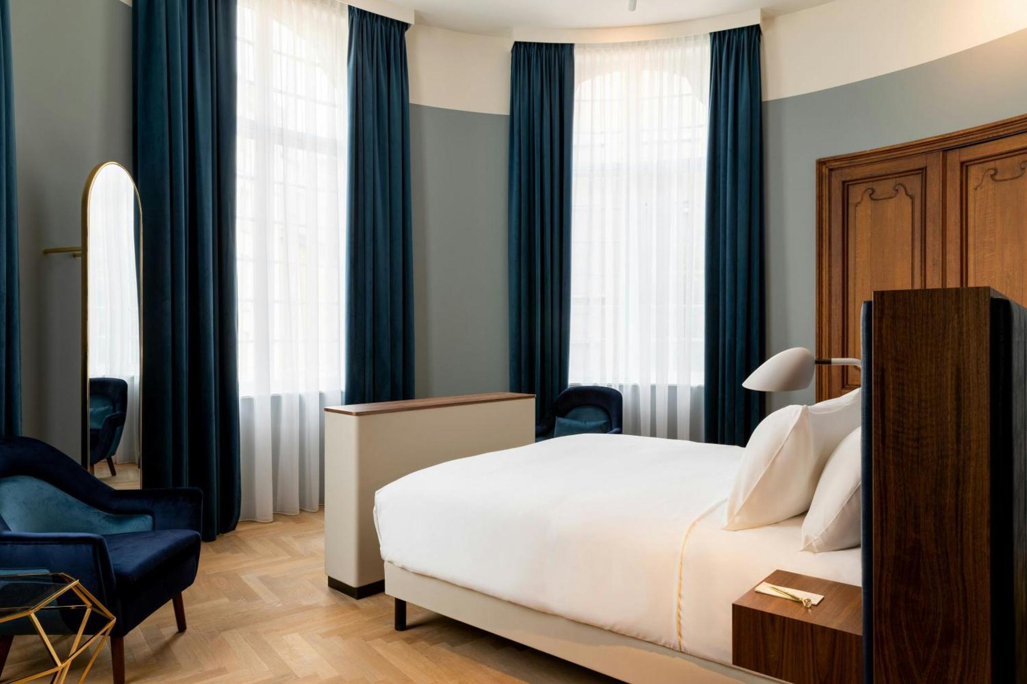 Sapphire House Antwerp, Autograph Collection By Marriott Hotell Eksteriør bilde A bedroom at the hotel