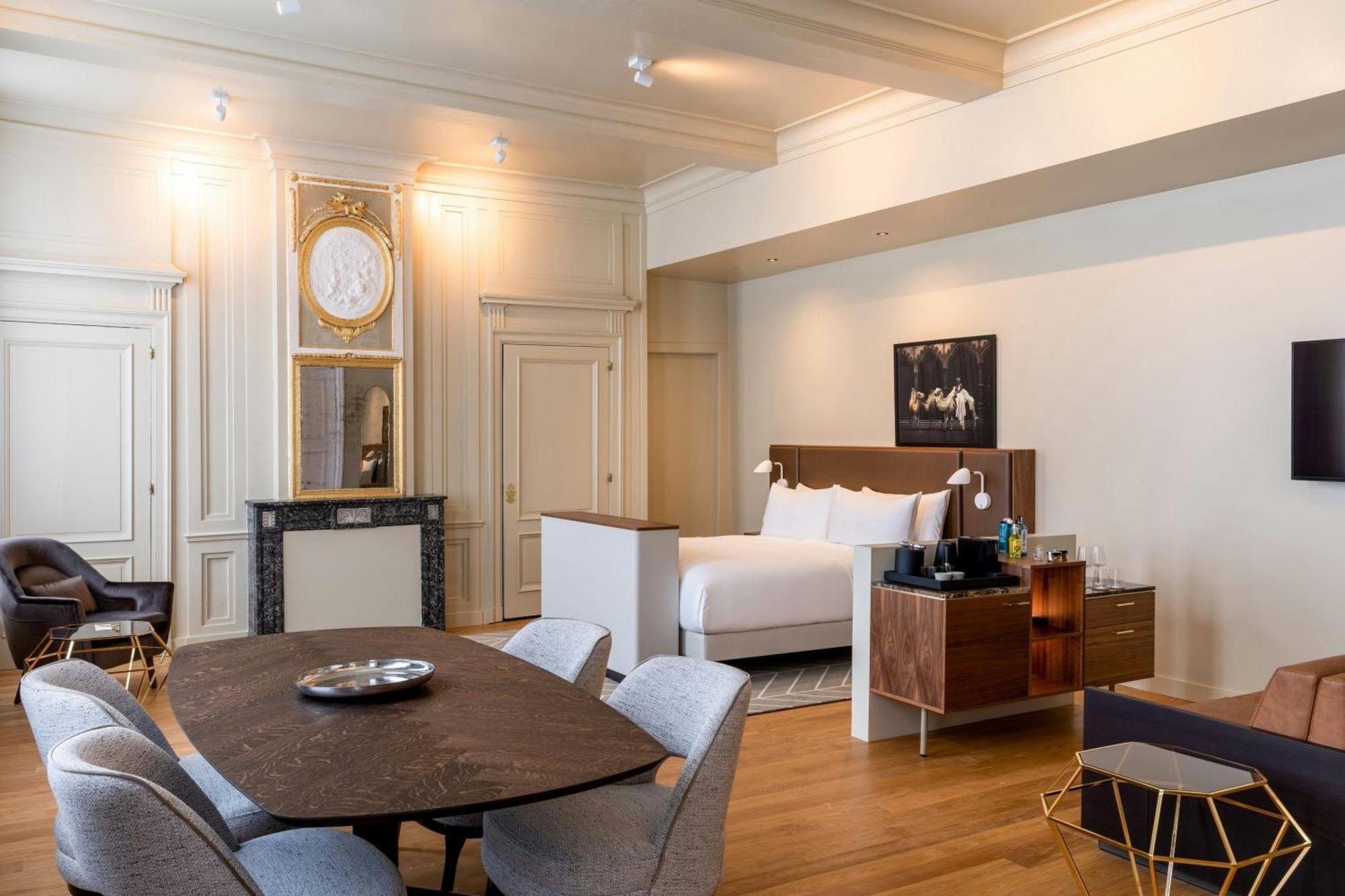Sapphire House Antwerp, Autograph Collection By Marriott Hotell Eksteriør bilde A suite at the hotel
